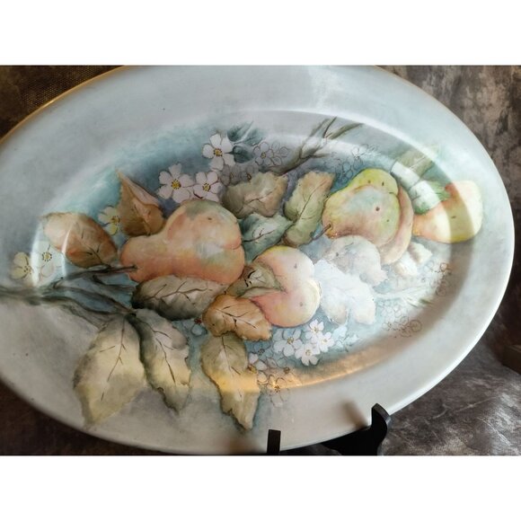 Hand-Painted Vintage Porcelain Serving Platter With Pear & Floral Design - Picture 2 of 3
